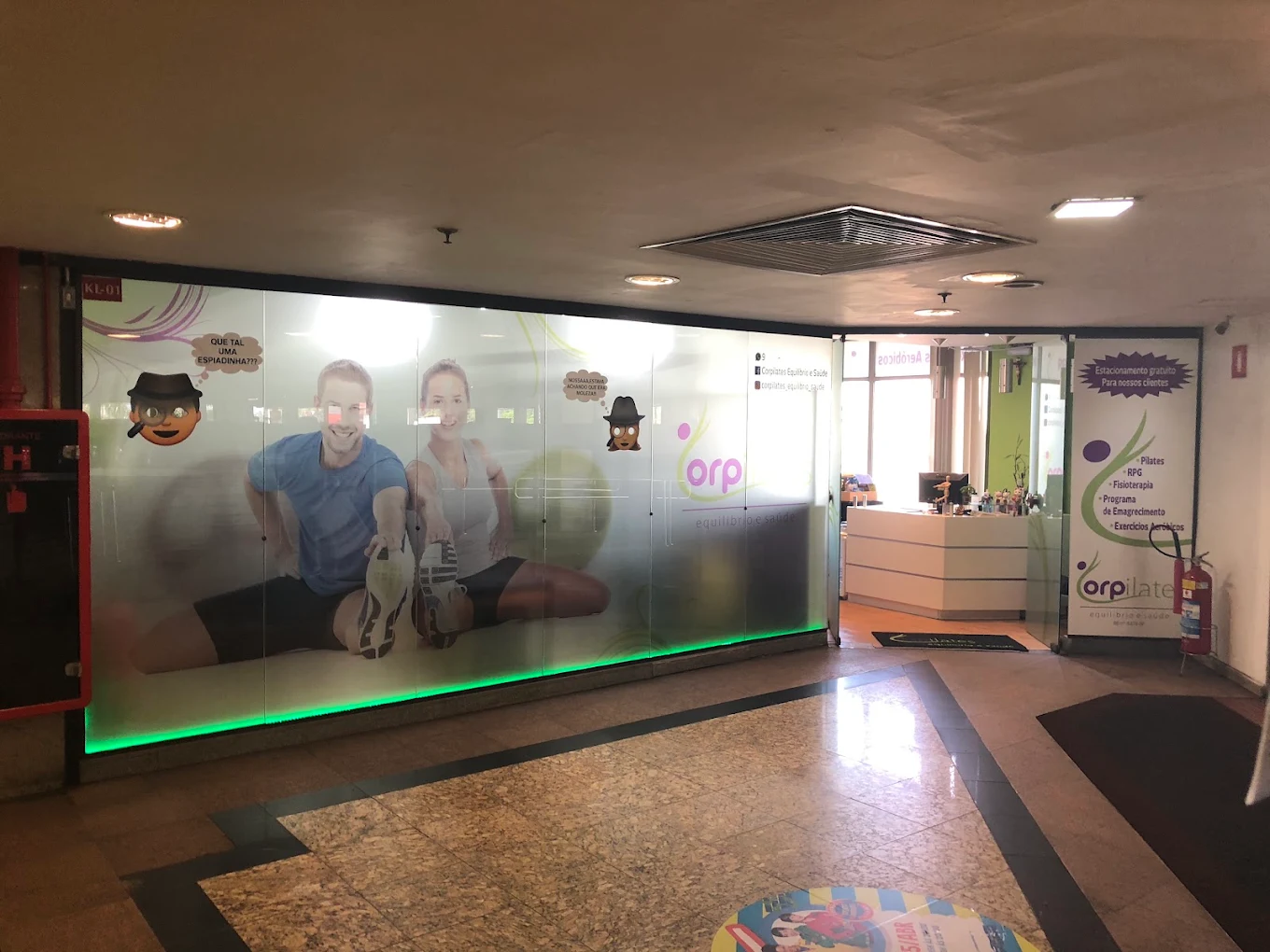 Entrada e recepção da Corpilates no Continental Shopping
